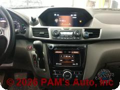 Vehicle photo 13