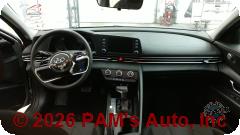 Vehicle photo 14