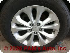 Vehicle photo 9