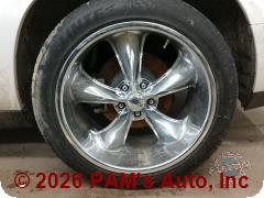 Vehicle photo 9