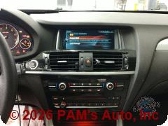 Vehicle photo 13