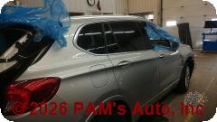 Vehicle photo 3