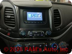 Vehicle photo 13