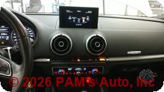 Vehicle photo 13