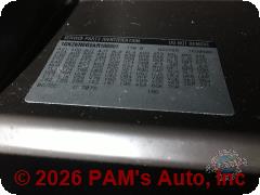 Vehicle photo 17