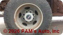 Vehicle photo 9