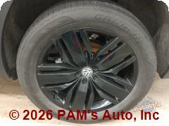 Vehicle photo 9