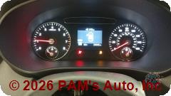 Vehicle photo 12