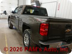 Vehicle photo 6