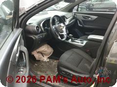Vehicle photo 10