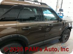 Vehicle photo 3