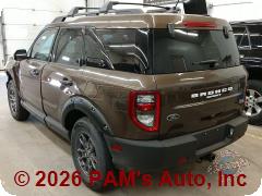 Vehicle photo 6