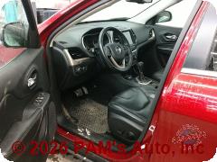 Vehicle photo 10