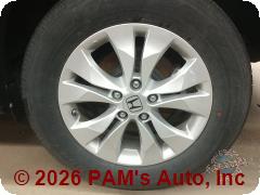 Vehicle photo 9