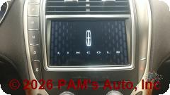 Vehicle photo 13