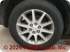 Vehicle photo 9