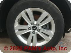 Vehicle photo 9