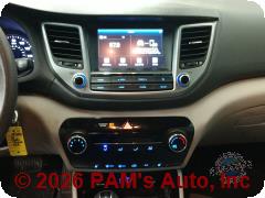 Vehicle photo 13