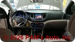 Vehicle photo 14