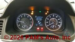 Vehicle photo 12