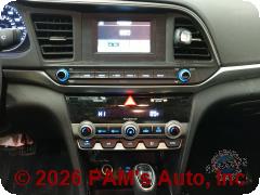Vehicle photo 13