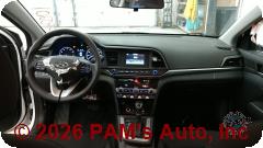 Vehicle photo 14
