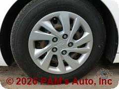 Vehicle photo 9