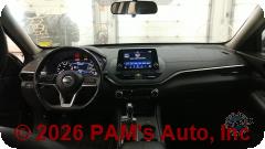 Vehicle photo 14