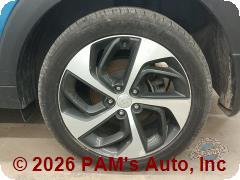 Vehicle photo 9