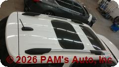 Vehicle photo 4