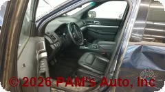 Vehicle photo 10