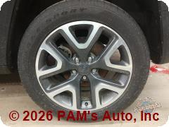 Vehicle photo 9
