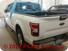 Vehicle photo 6
