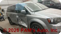 Vehicle photo 3
