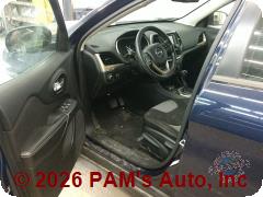 Vehicle photo 10