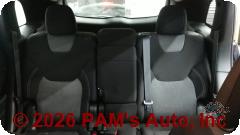 Vehicle photo 11