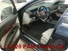 Vehicle photo 10