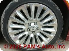 Vehicle photo 9