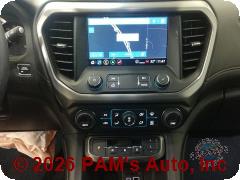 Vehicle photo 13