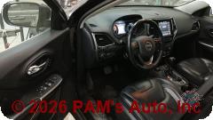 Vehicle photo 10