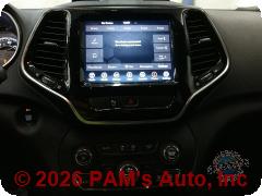 Vehicle photo 13