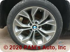 Vehicle photo 9