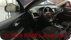 Vehicle photo 10
