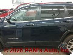 Vehicle photo 7