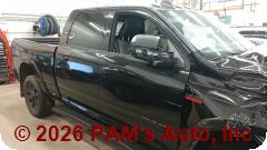 Vehicle photo 3