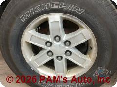 Vehicle photo 9