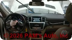 Vehicle photo 14
