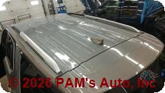 Vehicle photo 8