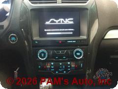 Vehicle photo 13
