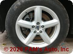 Vehicle photo 9